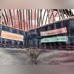 Never worn plus size jeans